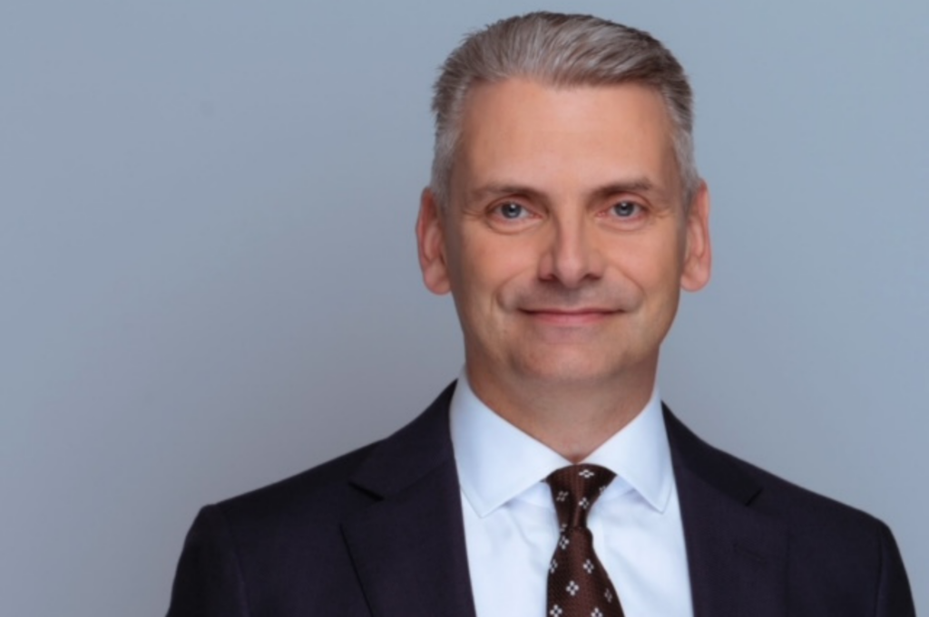 Helmut Quast Managing Partner HQ Trust